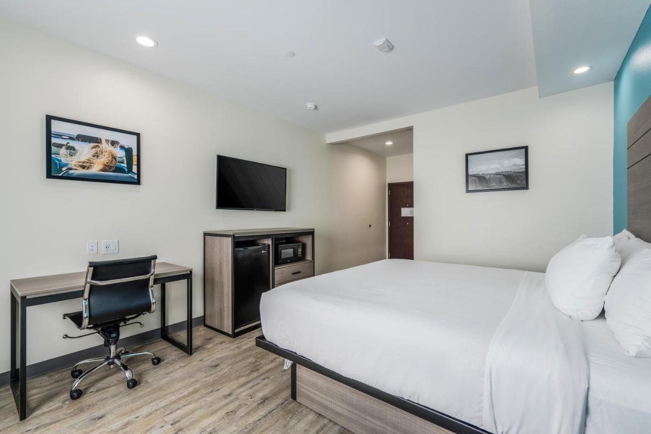 Americas Best Value Inn & Suites Katy Exterior foto