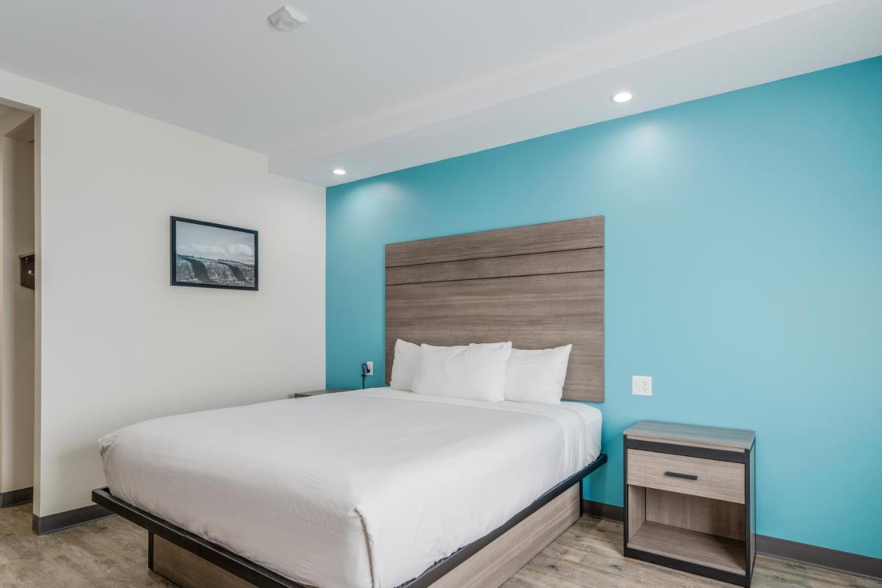 Americas Best Value Inn & Suites Katy Exterior foto